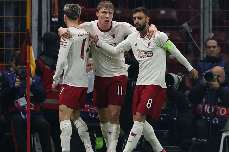 Selebrasi Terlalu Dini, Manchester United Gagal Menang di Kandang Galatasaray - Bagian 4