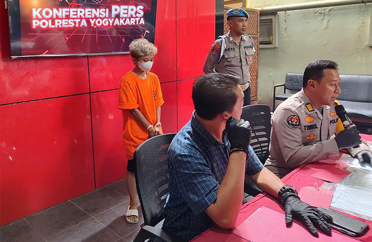 Terjerat Utang, Perempuan di Jogja Tipu Teman Bermodus Jual Tiket Konser Coldplay