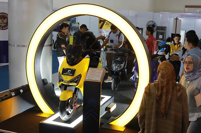 Target Ambisius, 13 Juta Motor Listrik Beredar di Indonesia Tahun 2030 - Bagian 4