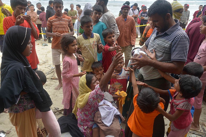 Ratusan Imigran Rohingya Kembali Mendarat di Pantai Pulau Sabang Aceh - Bagian 2