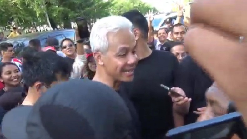 Ganjar Manfaatkan Momen Car Free Day di Kupang untuk Sapa Warga hingga Blusukan ke Pasar