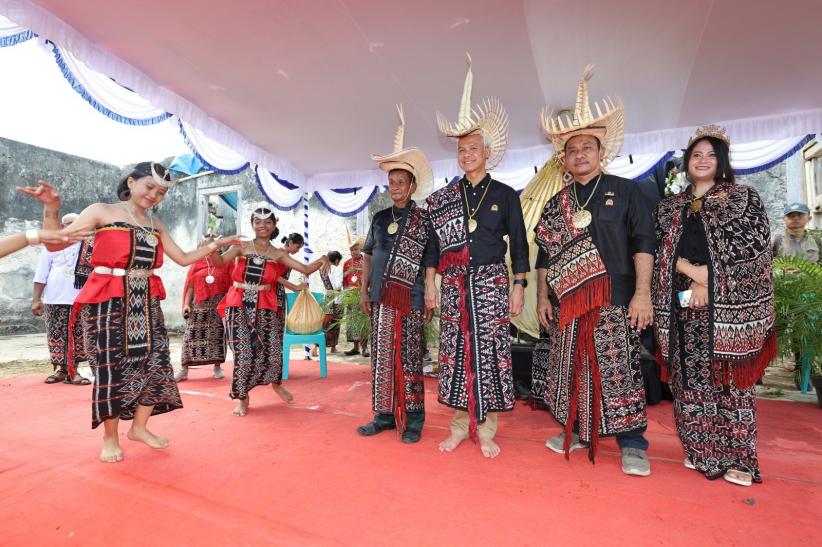 Ganjar Pranowo Diangkat Jadi Pimpinan Tertinggi Funu Keu di Pulau Rote NTT - Bagian 2