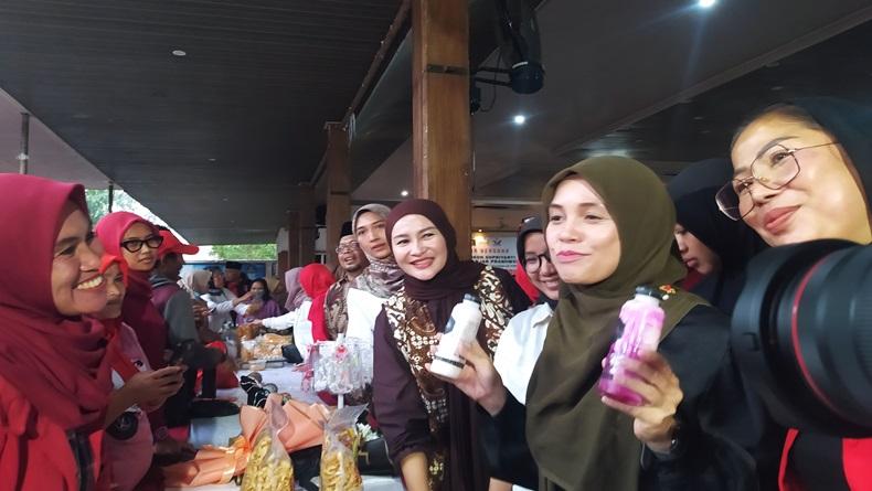 Produk UMKM asal KBB Curi Perhatian Istri Capres Ganjar Pranowo, Ini Katanya 