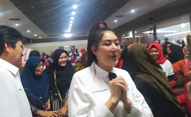 title Penyanyi Sania Optimistis Bisa Masuk Parlemen bersama Partai Perindo di Pemilu 2024 Penyanyi Sania Optimistis Bisa Masuk Parlemen bersama Partai Perindo di Pemilu 2024