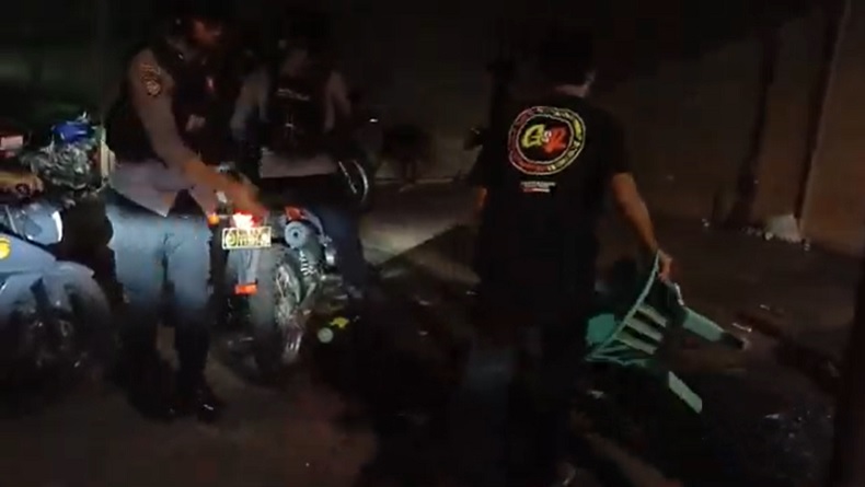 Asyik Nongkrong hingga Dini Hari, Sekelompok Remaja di Makassar Diangkut Polisi