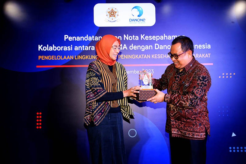 Kerja Sama KAGAMA dan Danone Indonesia Dorong Pengelolaan Lingkungan Berkelanjutan - Bagian 2