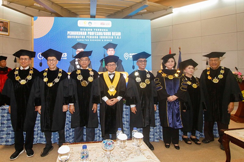 UPI Y.A.I Kukuhkan Dua Akademisi sebagai Guru Besar - Bagian 2