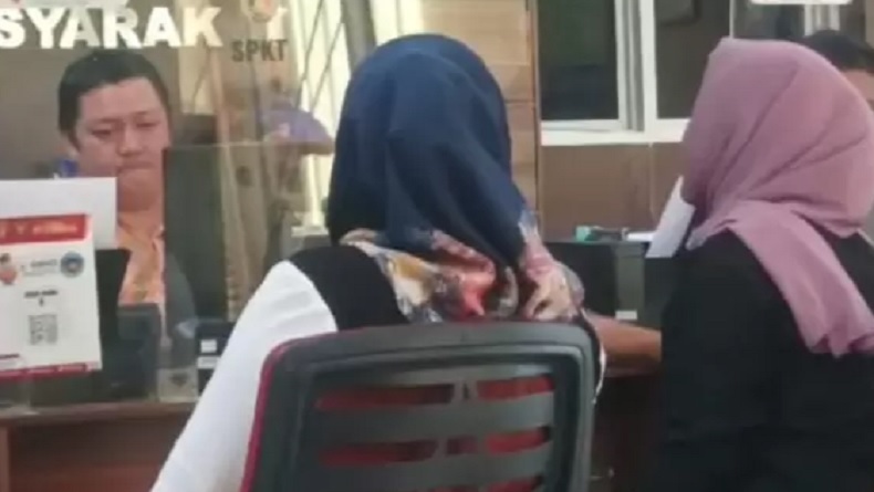 Perempuan di Palembang Dikeroyok Tetangga saat Nonton Kampanye, Ini Pemicunya