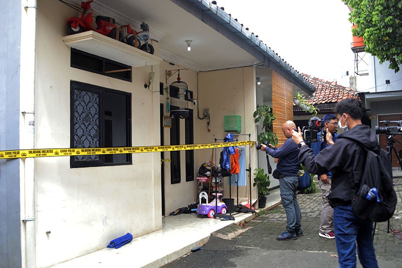 Suasana Kontrakan TKP Pembunuhan 4 Anak, Ada Pakaian Dijemur dan Mainan - Bagian 3