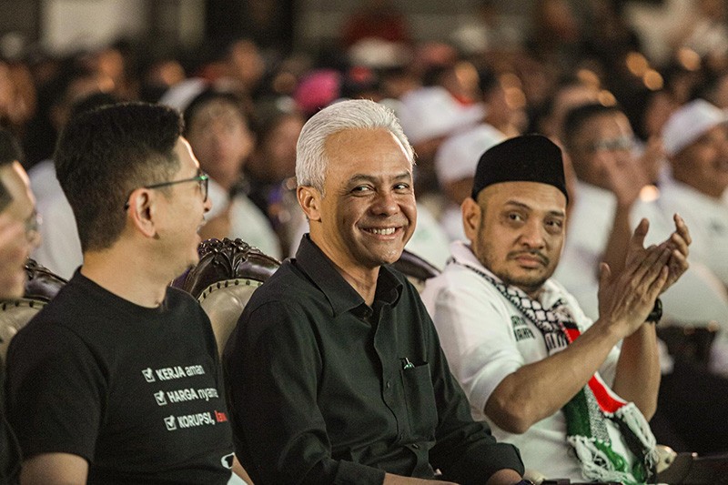Ganjar Pranowo Hadir di Deklarasi Program Gotong Royong untuk Ekonomi Sejahtera dan Inklusif - Bagian 5