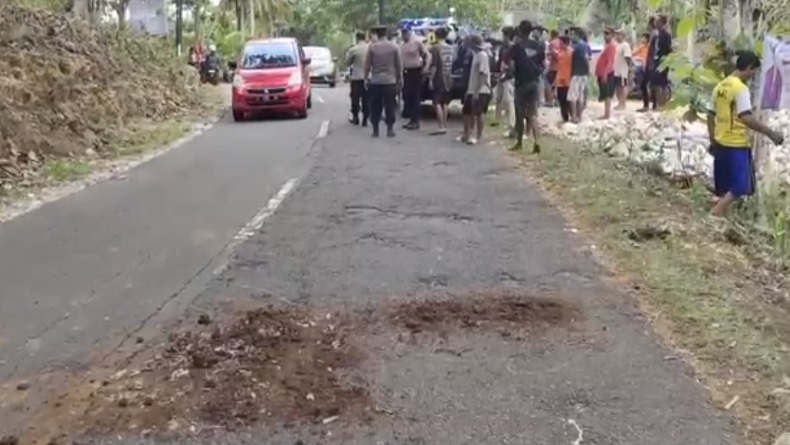 Pengendara Motor Sekeluarga Kecelakaan Di Gunungkidul, Bapak Dan Balita ...