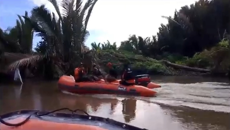 Tim SAR Cari Potongan Tubuh Korban Diterkam Buaya di Sungai Makawa hingga ke Muara