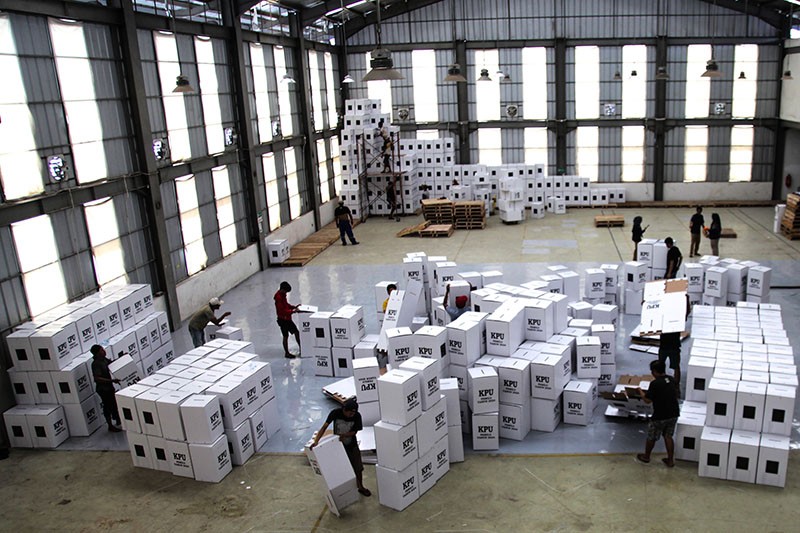 Melihat Proses Perakitan Kotak Suara Pemilu 2024 - Bagian 2