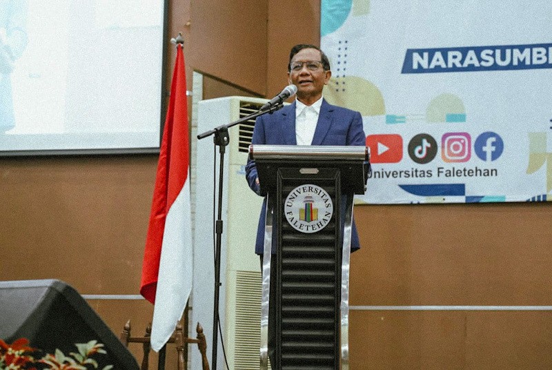 Mahfud MD Ajak Mahasiswa Gelorakan Perlawanan Terhadap Korupsi dan Ketidakadilan - Bagian 4