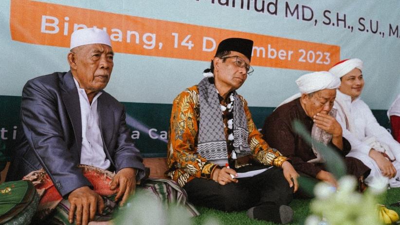 Mahfud MD Punya Trah NU Kuat, Ulama Titipkan Harapan Ini - Bagian 3