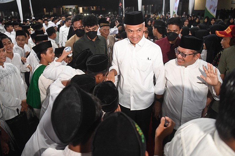 Santri hingga Ulama se-Kabupaten Bekasi Hadiri Sholawat Kebangsaan bersama Ganjar  - Bagian 3