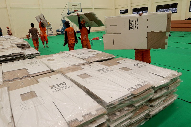 Logistik Pemilu 2024 Mulai Didistribusikan ke Tingkat Kecamatan - Bagian 2