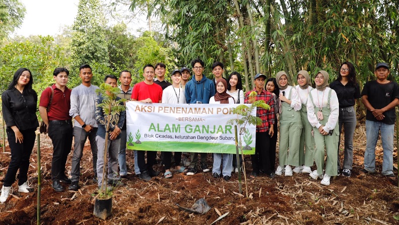 Alam Ganjar Lirik Peluang Usaha Pertanian di Subang, Ajak Anak Muda Terlibat