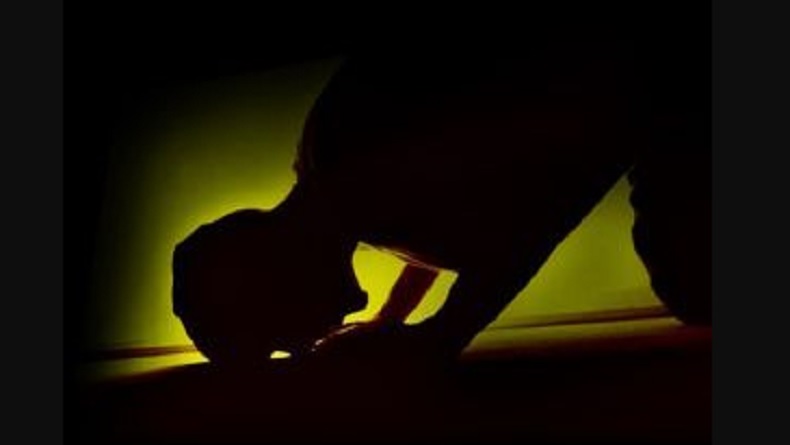 title Kasus Dihentikan, Muhyani Tersangka Tewaskan Maling Kambing  Sujud Syukur Kembali ke Rumah Kasus Dihentikan, Muhyani Tersangka Tewaskan Maling Kambing  Sujud Syukur Kembali ke Rumah