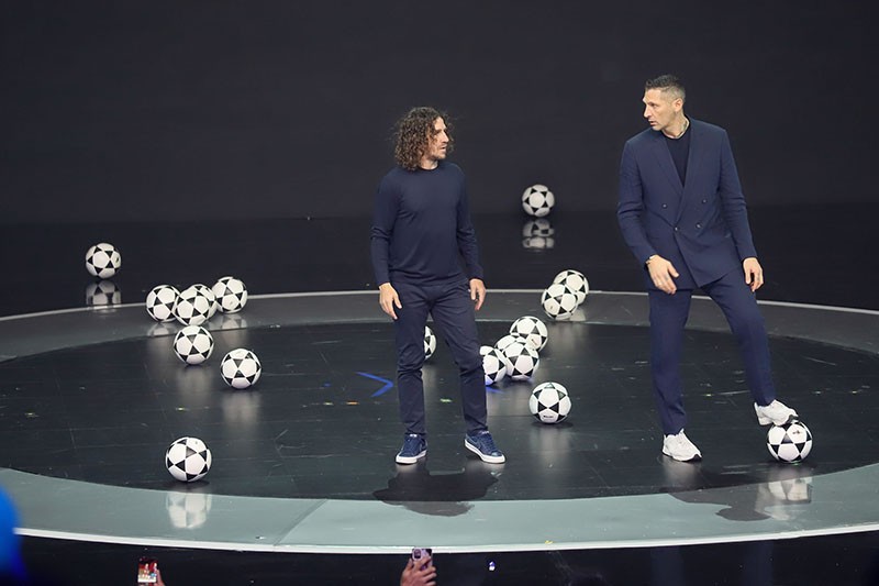 Gaya Puyol dan Materazzi Meriahkan Konser Launching UEFA Euro 2024 - Bagian 3