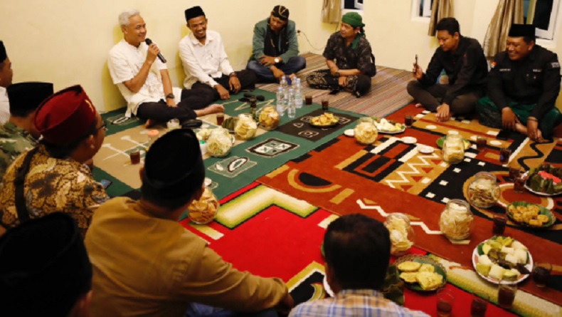 Terharu Ganjar Menginap di Rumahnya, Warga Jateng Izudin: Selalu Merakyat Jadi Teladan