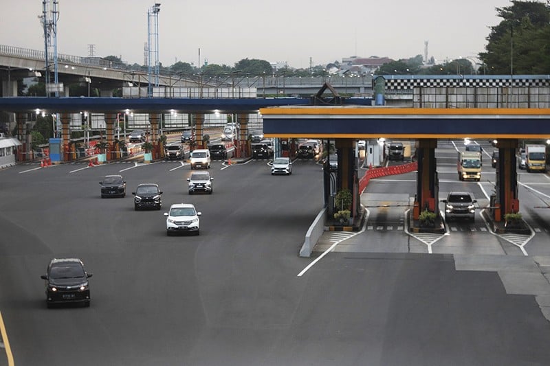 2,8 Juta Kendaraan Tinggalkan Jakarta Lewat Jalan Tol saat Libur Natal dan Tahun Baru 2024 - Bagian 4