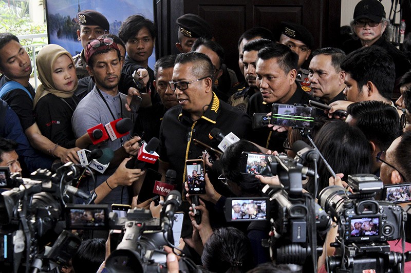 Hakim Tolak Gugatan Praperadilan Firli Bahuri, Sidang Dihadiri Novel Baswedan - Bagian 2