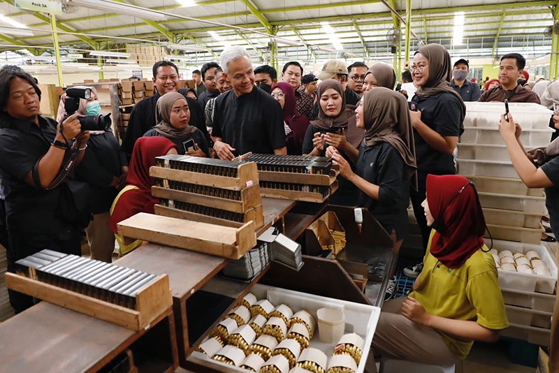 Ini Strategi Ganjar Pranowo Bangkitkan Geliat Industri Tembakau Nasional - Bagian 3