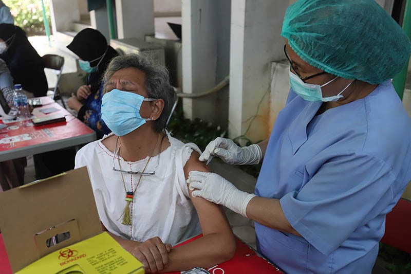 Kasus Covid-19 Naik Lagi, DKI Jakarta Siapkan 26.000 Dosis Vaksin - Bagian 3