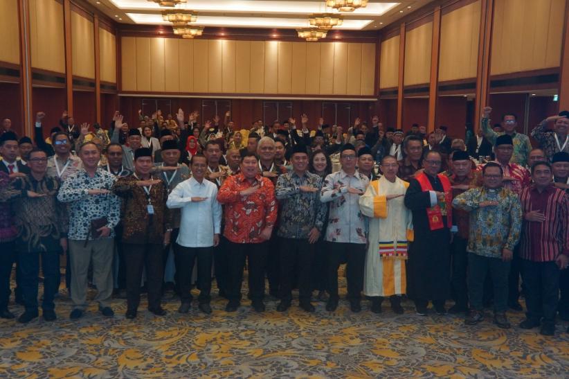 Perkuat Moderasi Beragama, Kemenag Kukuhkan Pokjaluh dan MGMP-KKG Pendidikan Agama - Bagian 4