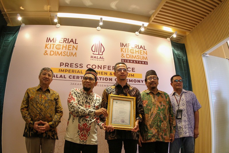 BPJPH Berikan Sertifikasi Halal kepada Imperial Kitchen & Dimsum dan Imperial Kitchen & Dimsum Signature - Bagian 1