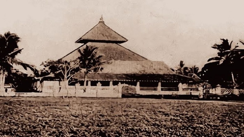 title Gagalnya 2 Serangan Besar Kesultanan Demak ke Malaka, Perjuangan Melawan Portugis yang Sengit Gagalnya 2 Serangan Besar Kesultanan Demak ke Malaka, Perjuangan Melawan Portugis yang Sengit