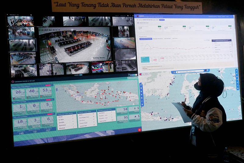 Melihat Posko Pantauan Angkutan Nataru 2024 Dipenuhi Monitor Pengawas - Bagian 4