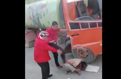 Viral Ajudan Bupati Kutai Barat Pukuli Sopir Truk hingga Terkapar