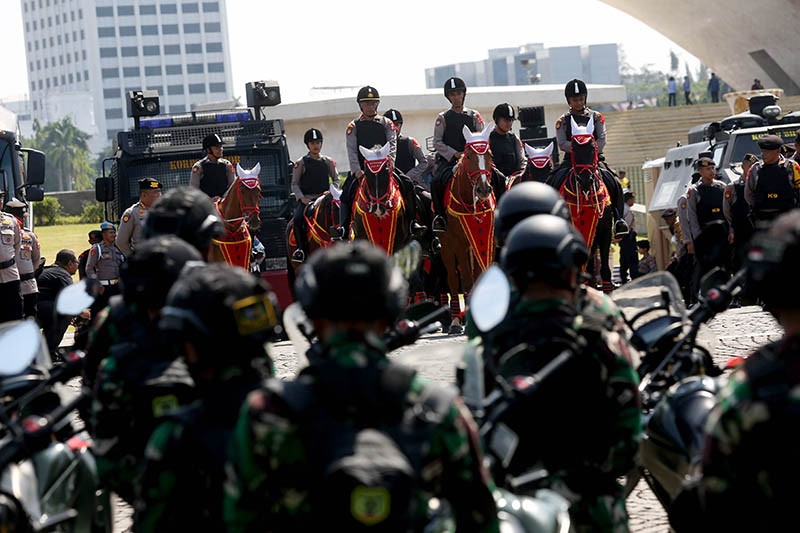 Apel Gelar Pasukan Operasi Lilin 2023, Ratusan Ribu Personel TNI-Polri Siaga - Bagian 4