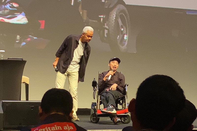 Ekspresi Ganjar Pranowo Diroasting Komika Disabilitas Dani Aditya - Bagian 3