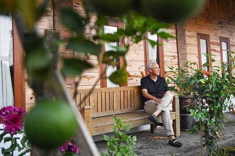 Ganjar Pranowo Kunjungi Rumah Masa Kecilnya di Kaki Gunung Lawu - Bagian 3