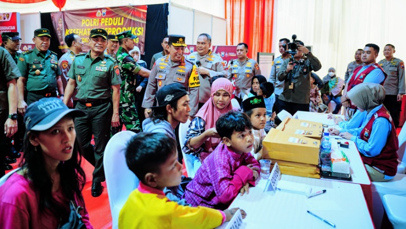 Gelar Bakti Kesehatan dan Sosial di Jatim, Kapolri: Saya Harap Bisa Dirasakan Masyarakat