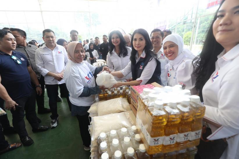 HT: Bazar Murah dan Pemeriksaan Kesehatan Gratis Bentuk Kepedulian Partai Perindo - Bagian 3