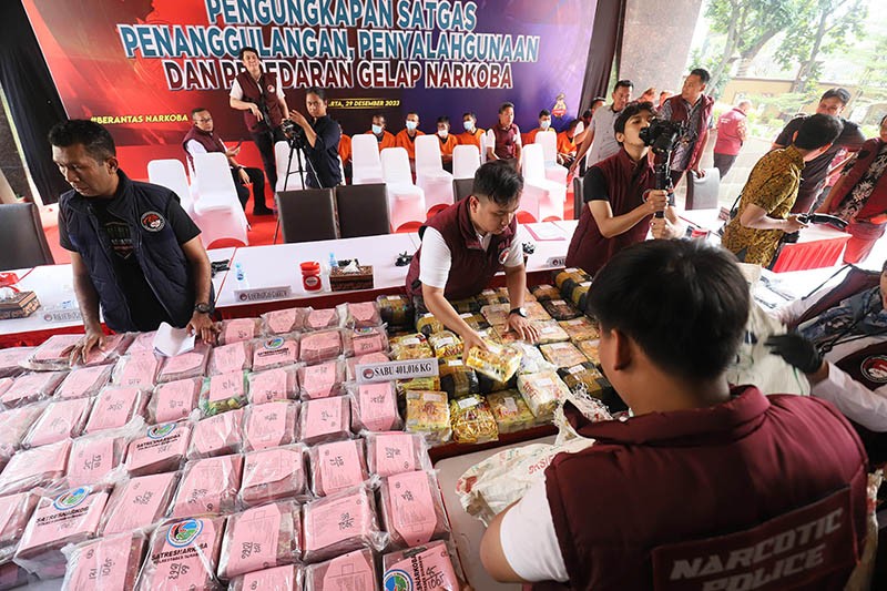 Mabes Polri Tangkap 11.828 Tersangka Kasus Narkoba - Bagian 1