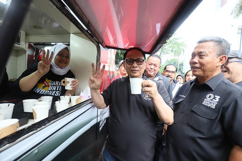 TPD Ganjar-Mahfud DKI Jakarta Siapkan Caferavan Keliling Bagikan Kopi Gratis - Bagian 1
