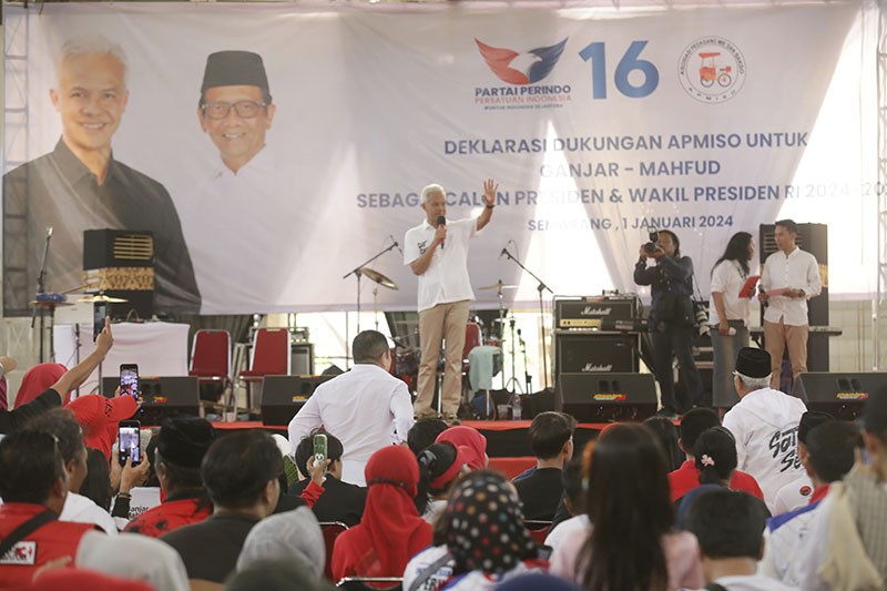 Asosiasi Pedagang Mie dan Bakso Deklarasi Dukung Ganjar-Mahfud - Bagian 2