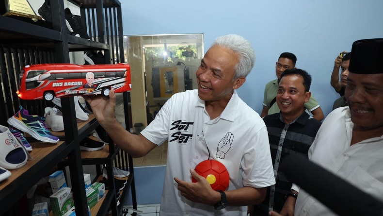 Kunjungi Pabrik Mainan di Demak, Ganjar: Inovasinya Libatkan Anak Muda