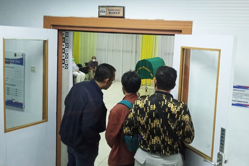 Jenazah Rizal Ramli Disemayamkan, Pemakaman Rabu Besok di TPU Jeruk Purut - Bagian 1