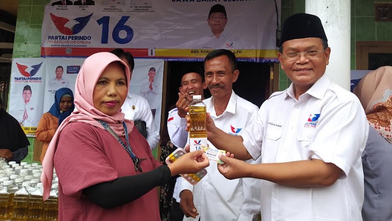 Senang Ada Bazar Murah Minyak Goreng Perindo, Warga Cimanggu: Sangat Bermanfaat