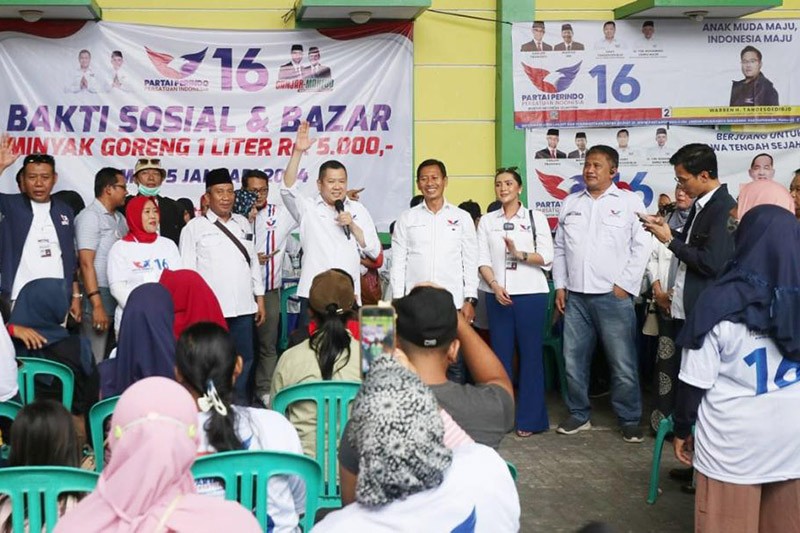 HT Tinjau Bazar Murah dan Cek Kesehatan Gratis Partai Perindo di Semarang - Bagian 1