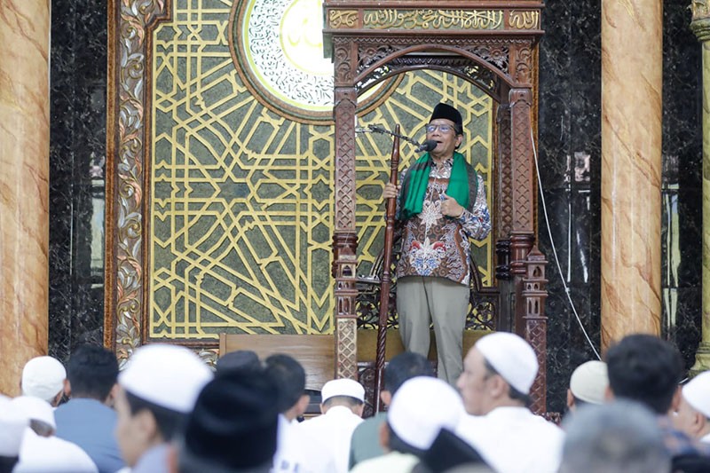 Jadi Khatib Jumat di Bangil, Mahfud MD Sampaikan Kisah Alqomah - Bagian 1