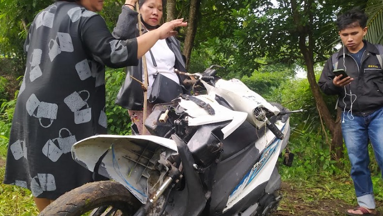 Suami di Cimahi Cari Istrinya yang Hilang Usai Bekerja, Motor Ditemukan di Sungai