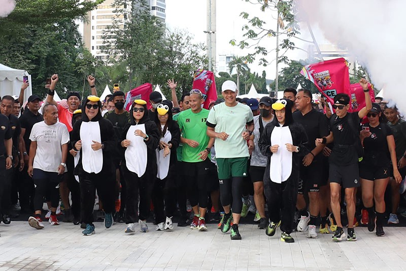 Sandiaga Uno Sat-Set Dukung Ganjar Pranowo, Lari Bareng di Penguin SeliweRUN - Bagian 3