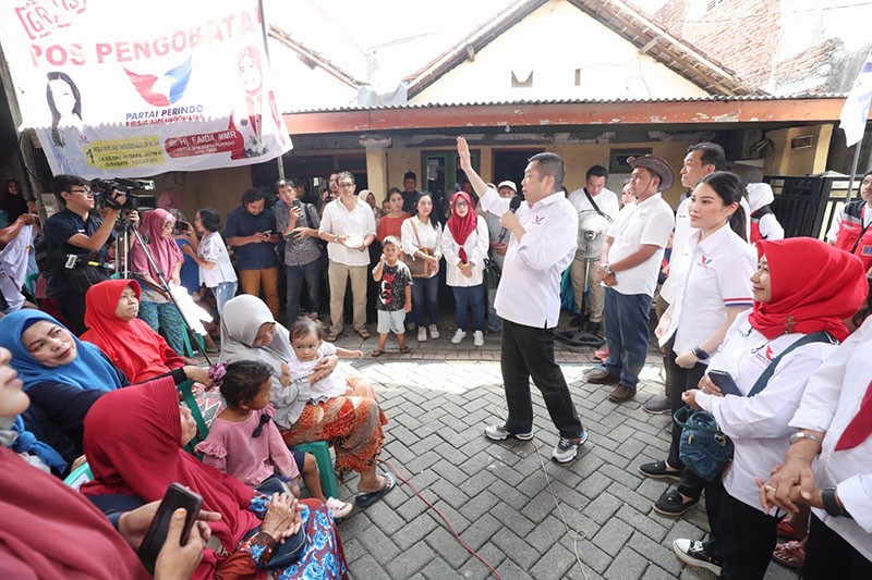 Momen HT dan Angela Tanoesoedibjo Menyapa Warga Surabaya - Bagian 1